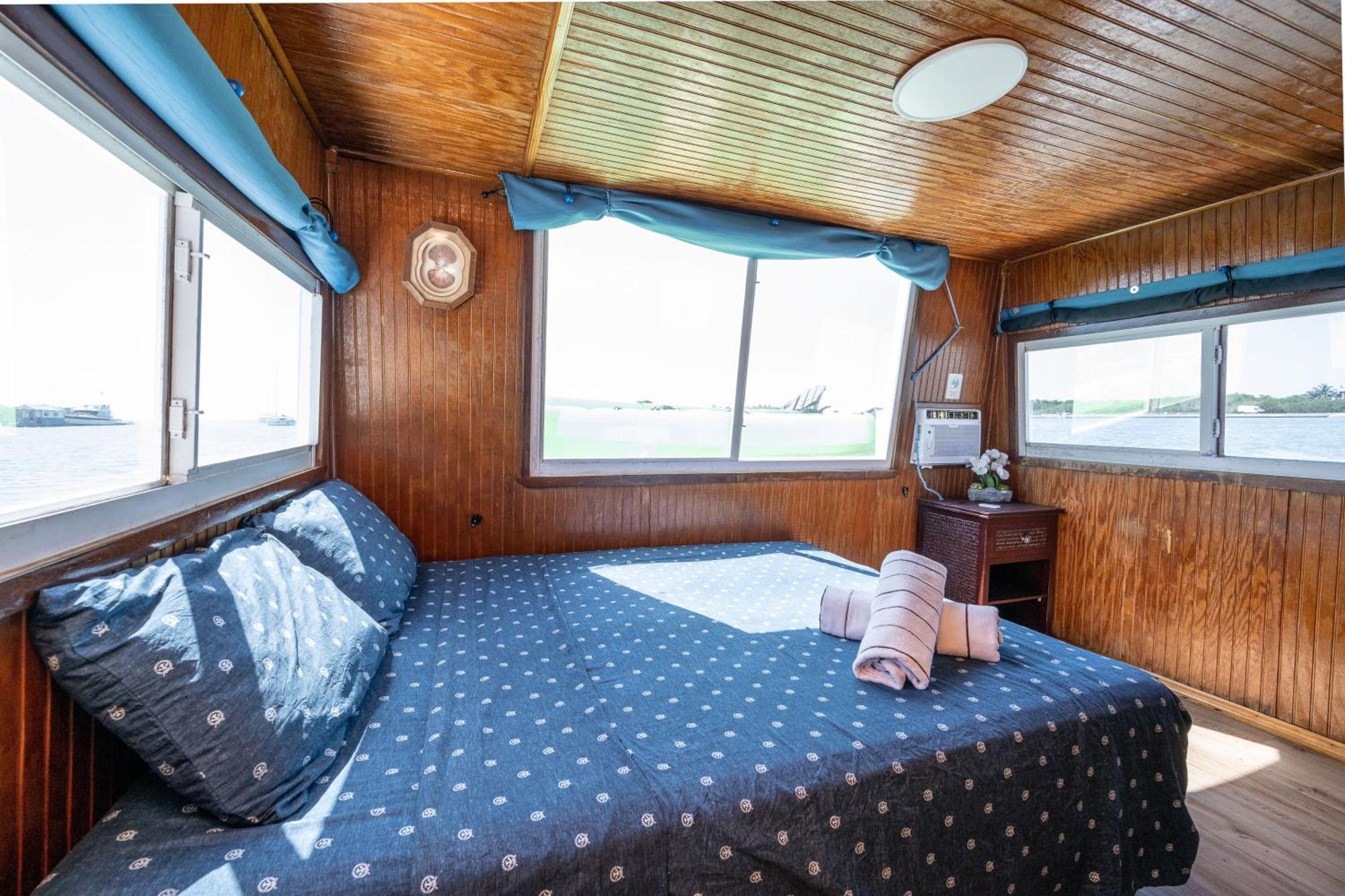 فندق Beautiful Houseboat In كي وست المظهر الخارجي الصورة